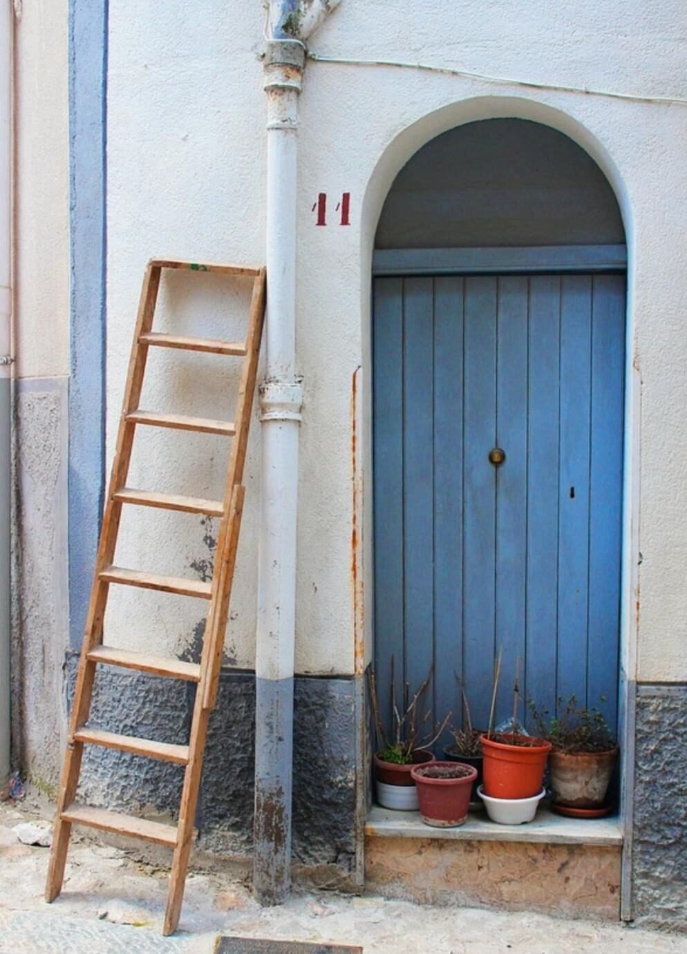 A blue door in Sicily